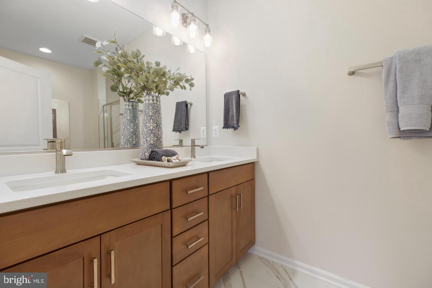10603 Afton Grove Ct Property Photo 33