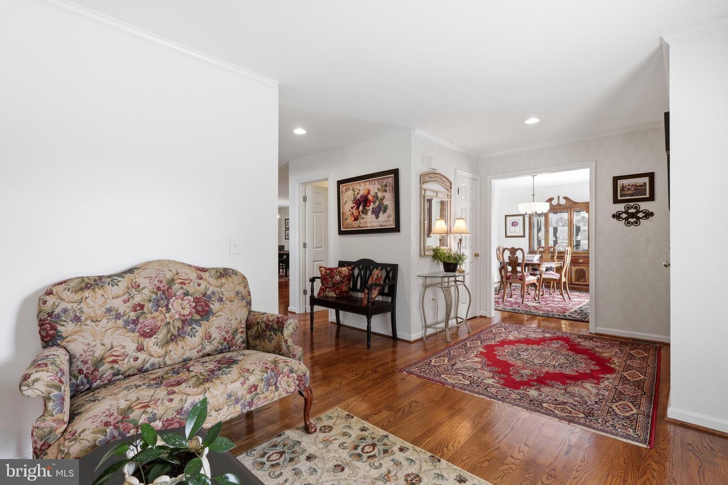 11728 Hoover Ln Property Photo 11