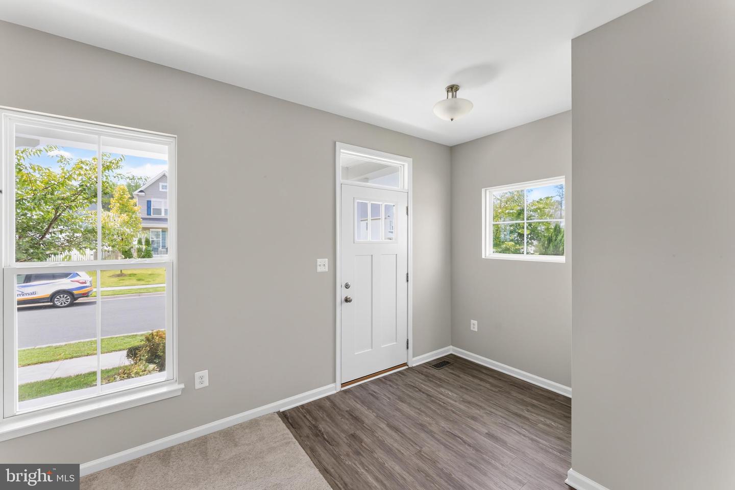 6611 Shelton Ln Property Photo 18