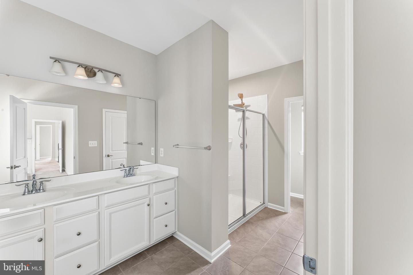 6611 Shelton Ln Property Photo 41