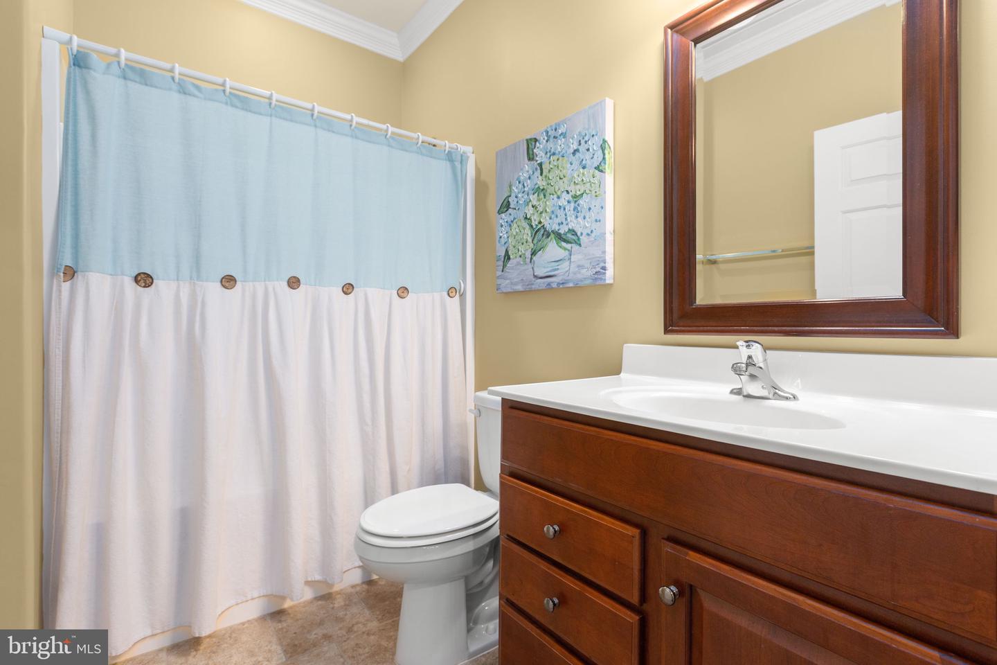 9502 Airdrie Ln Property Photo 13