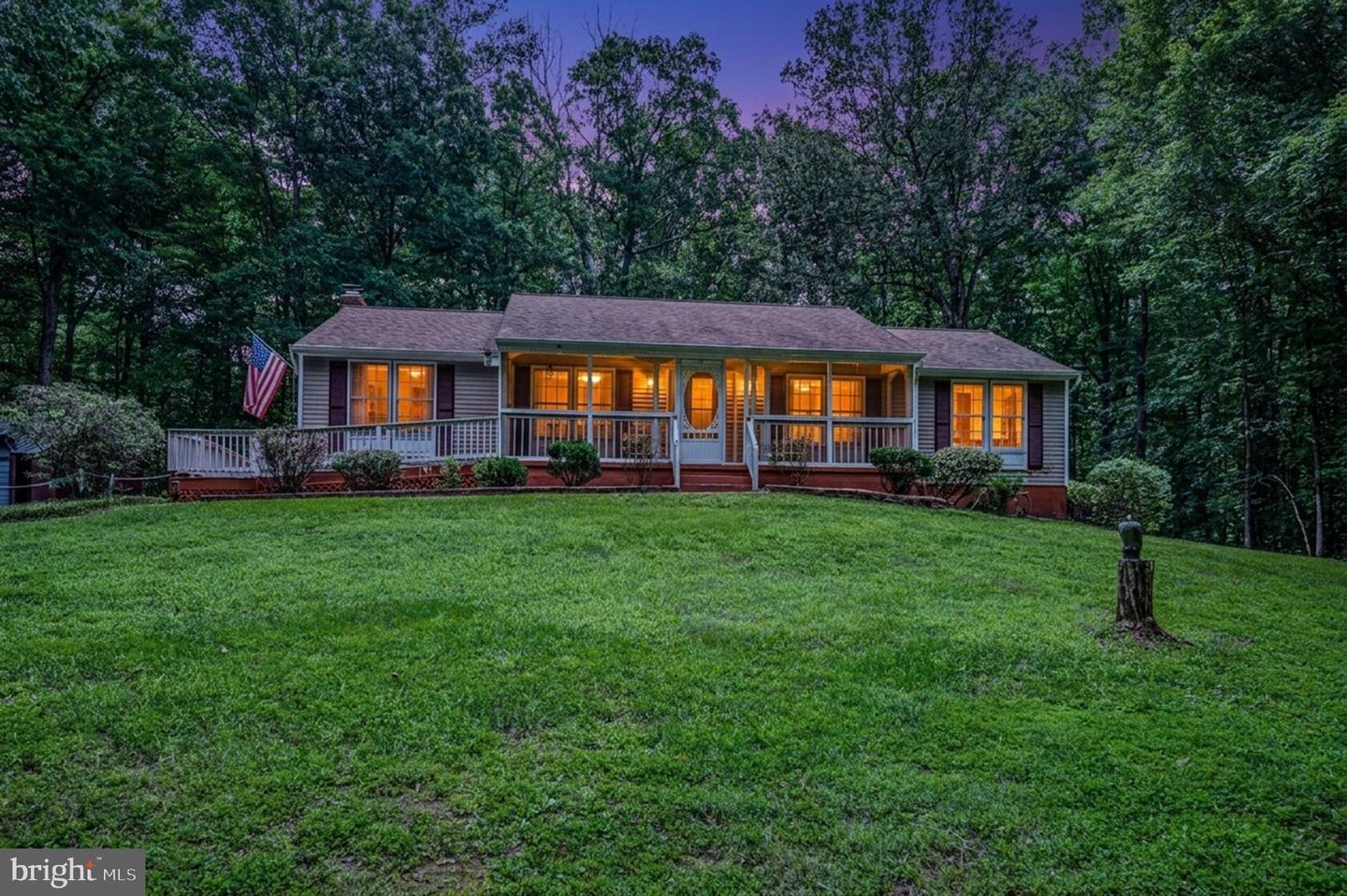 9865 RED HILL RD Property Photo 1