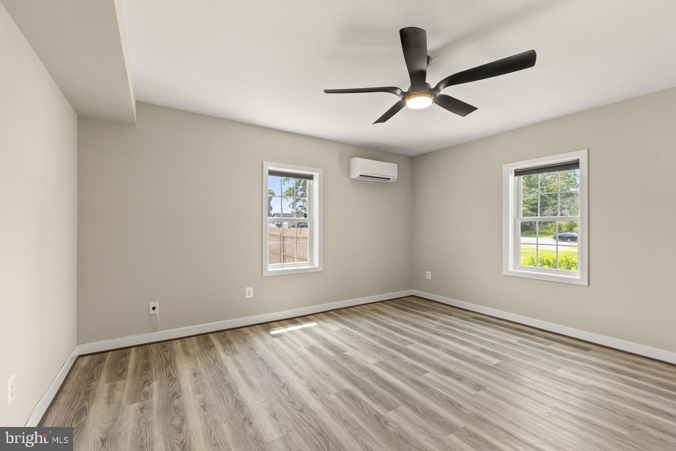 5725 Ross Dr Property Photo 10