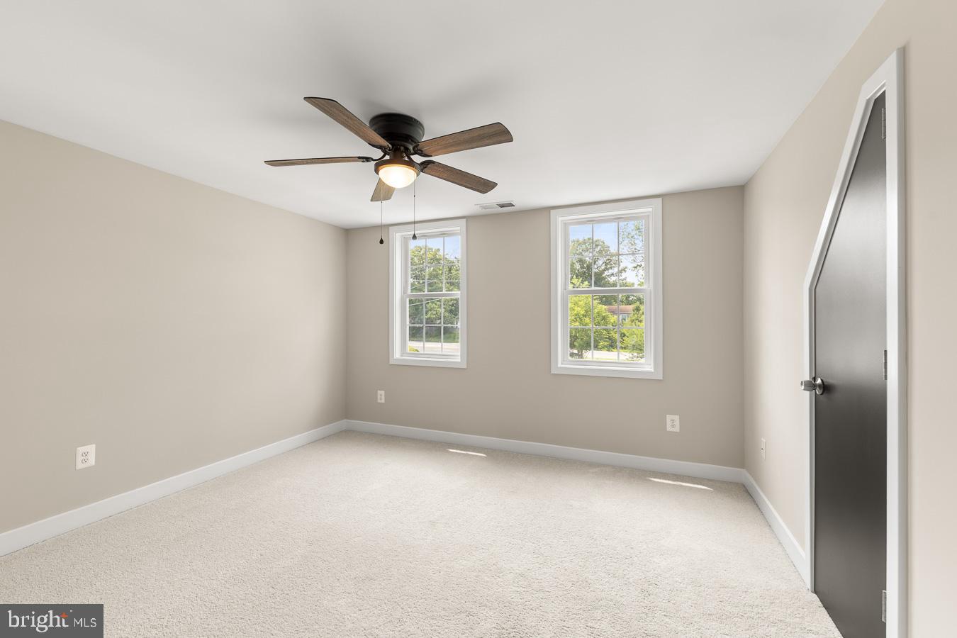 5725 Ross Dr Property Photo 27