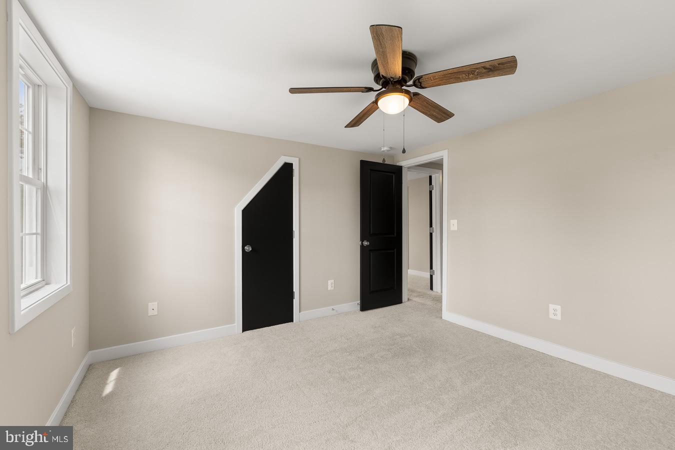 5725 Ross Dr Property Photo 28