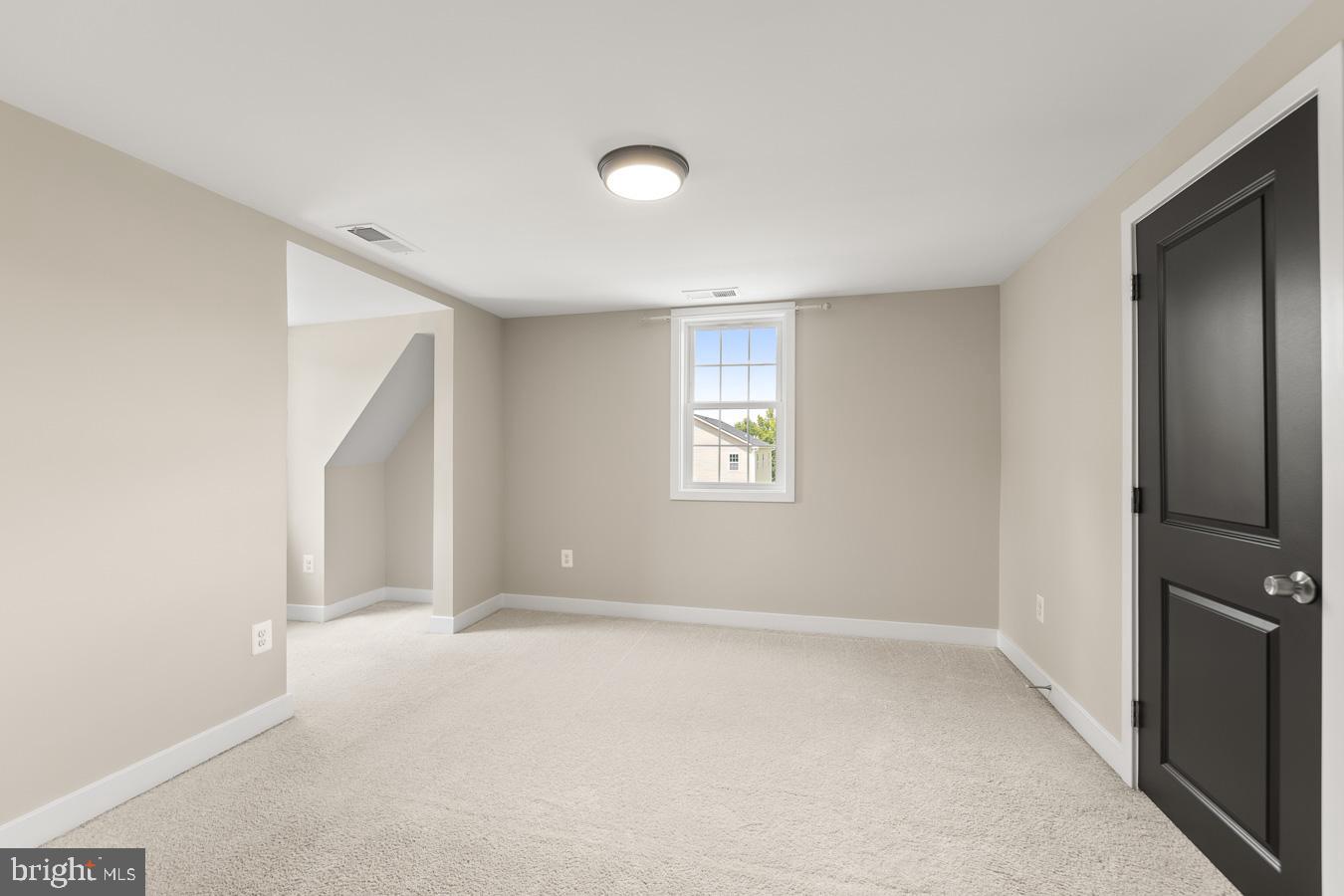 5725 Ross Dr Property Photo 29