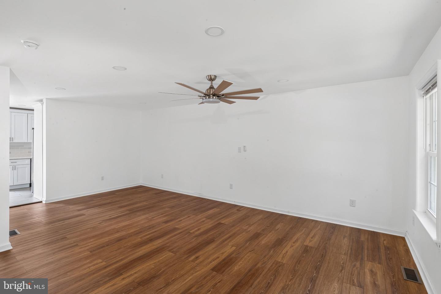 10606 Wakeman Dr Property Photo 7