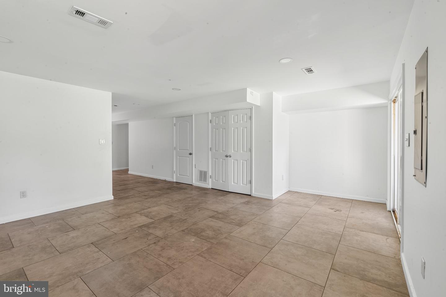 10606 Wakeman Dr Property Photo 41