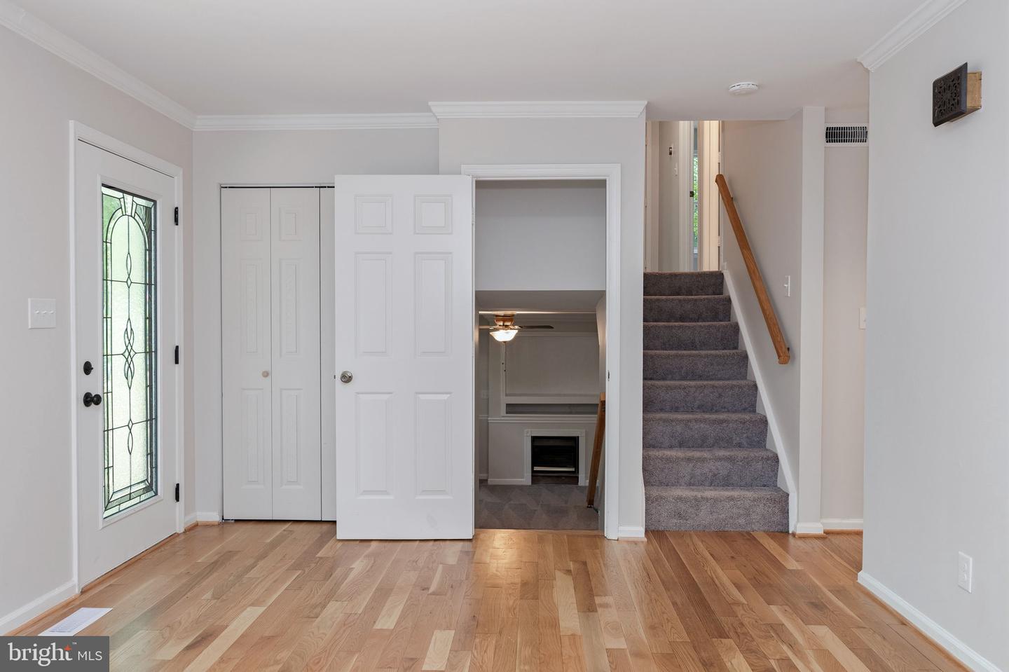 10001 Knotty Pine Ct Property Photo 6