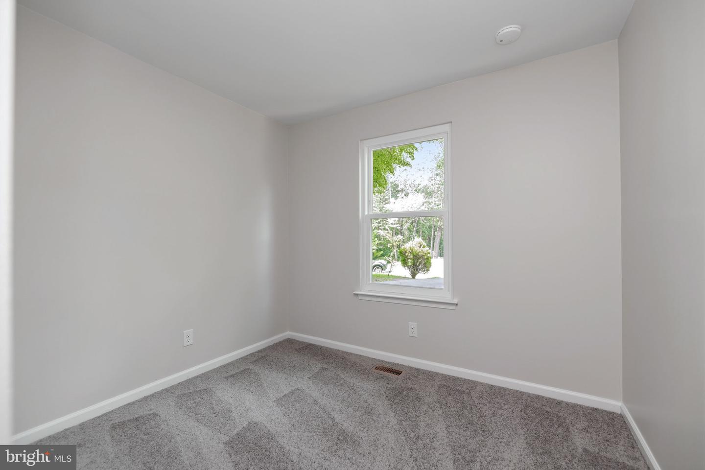 10001 Knotty Pine Ct Property Photo 23