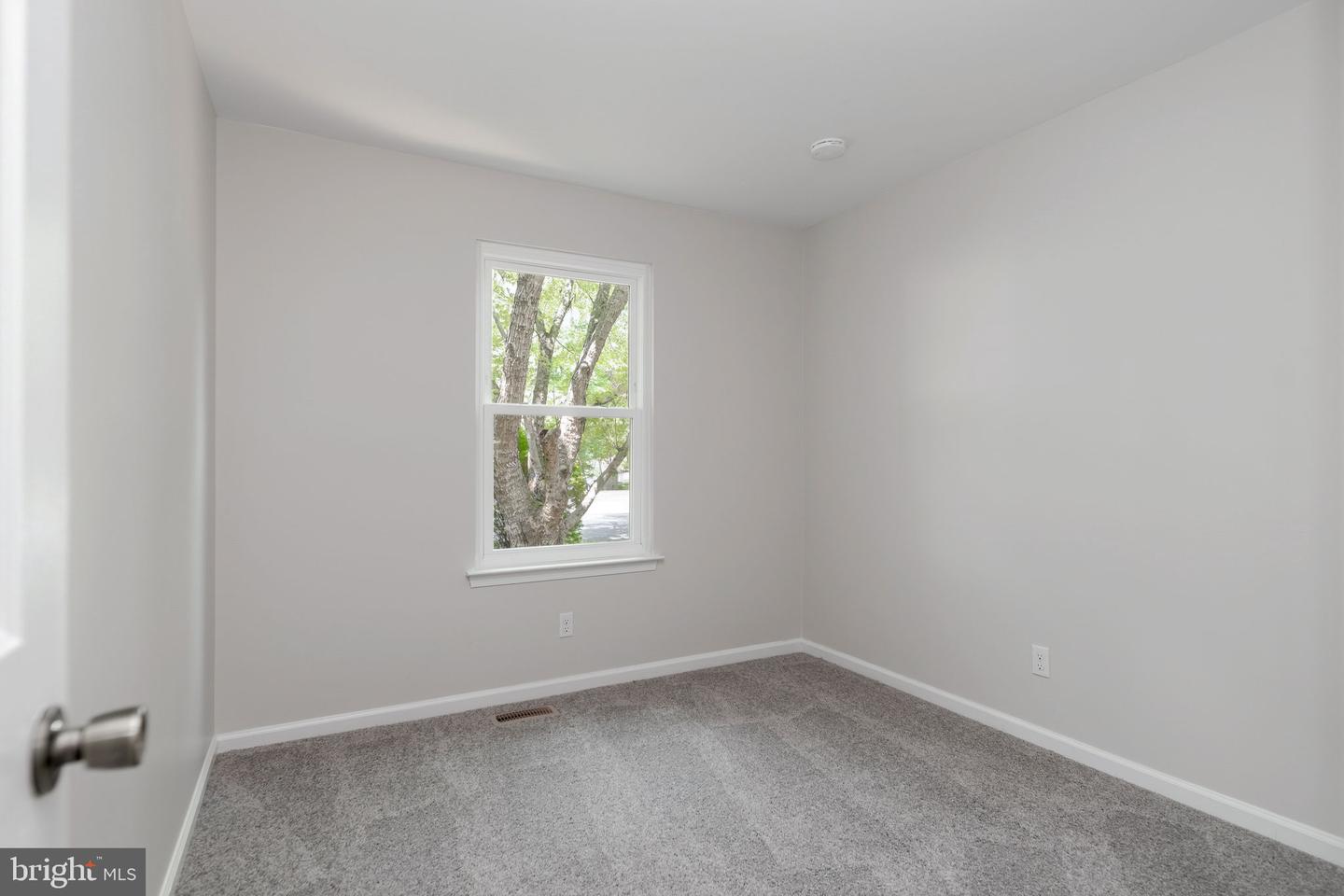 10001 Knotty Pine Ct Property Photo 26
