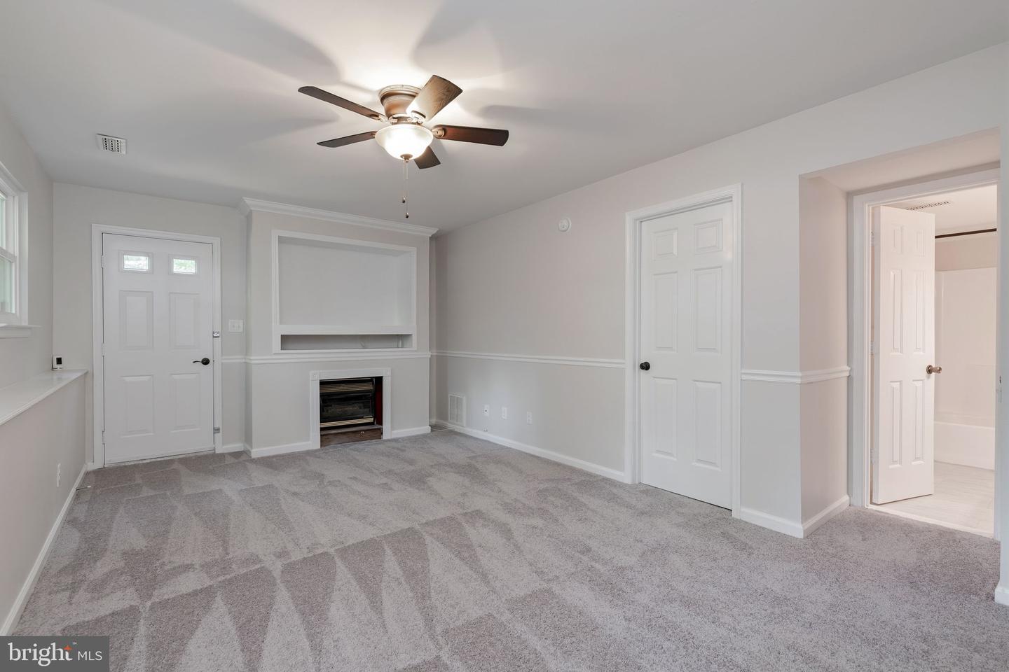10001 Knotty Pine Ct Property Photo 34