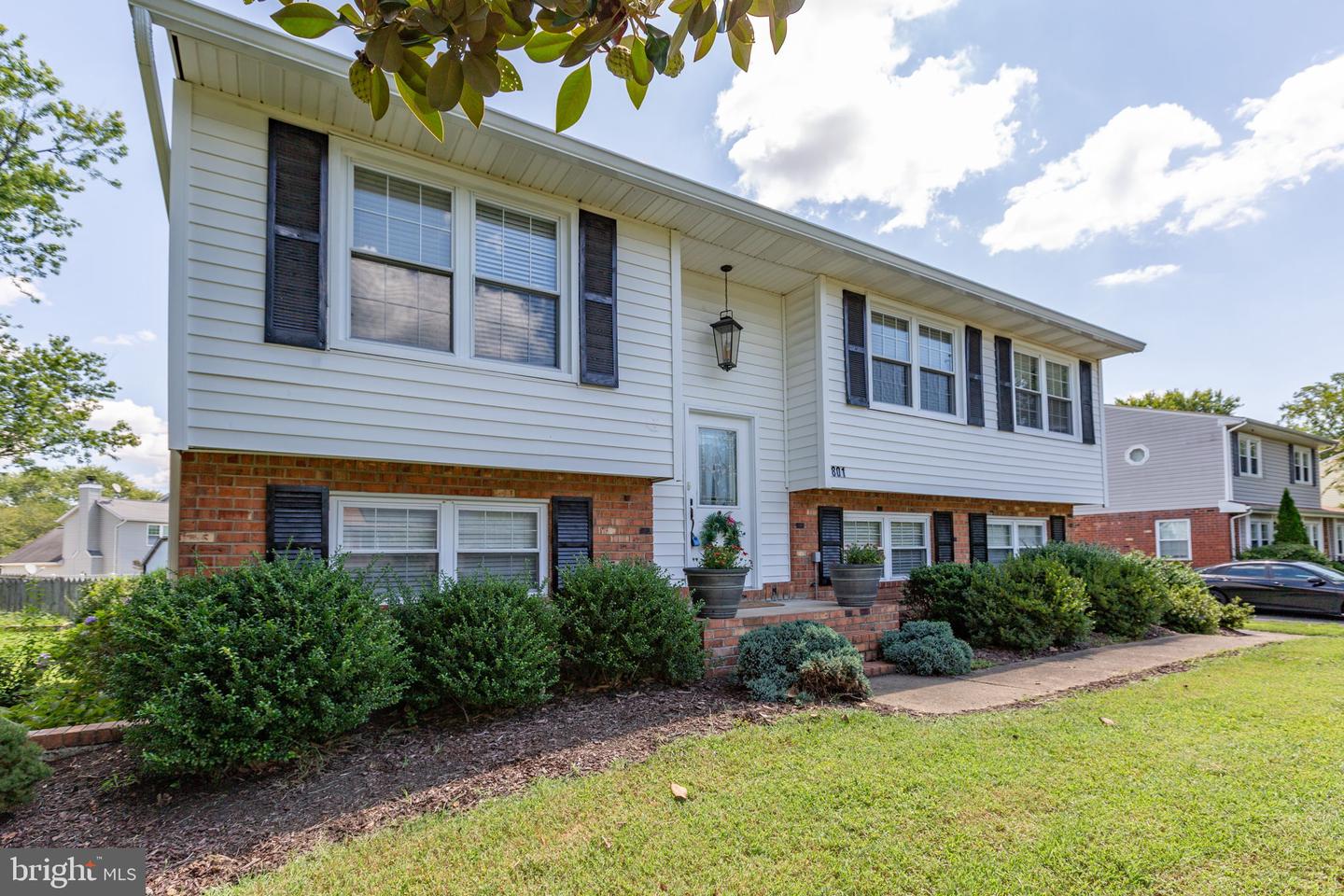 801 KILARNEY DR