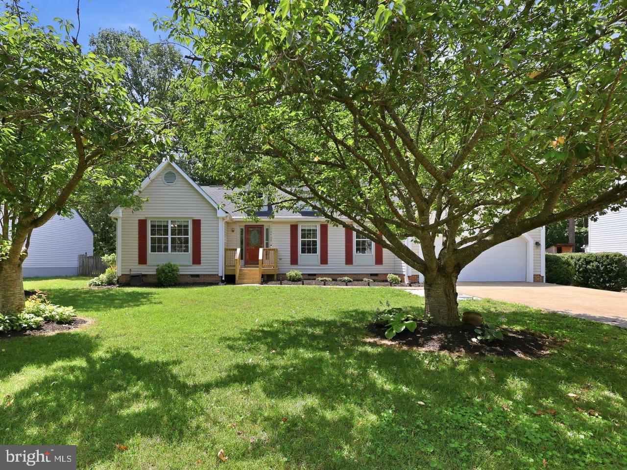 10422 Heather Greens Cir Property Photo 2