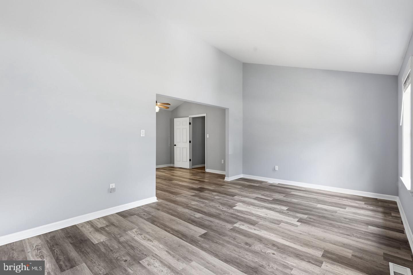 10422 Heather Greens Cir Property Photo 10
