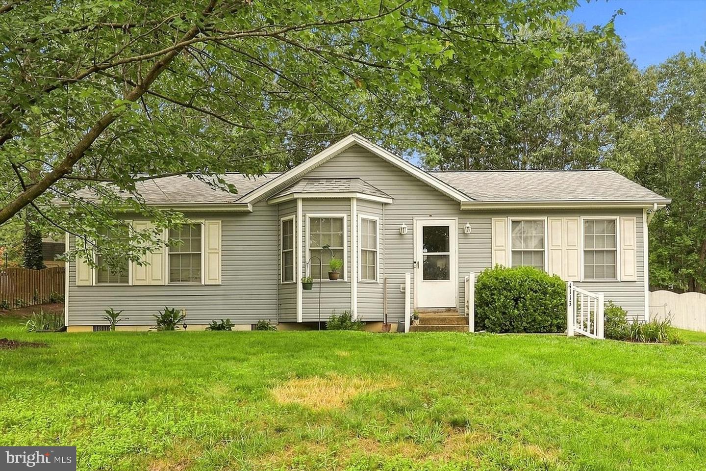 4113 LANCASTER RING RD