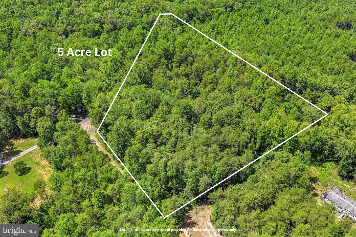 7210 Lakewood Ln Property Photo 1