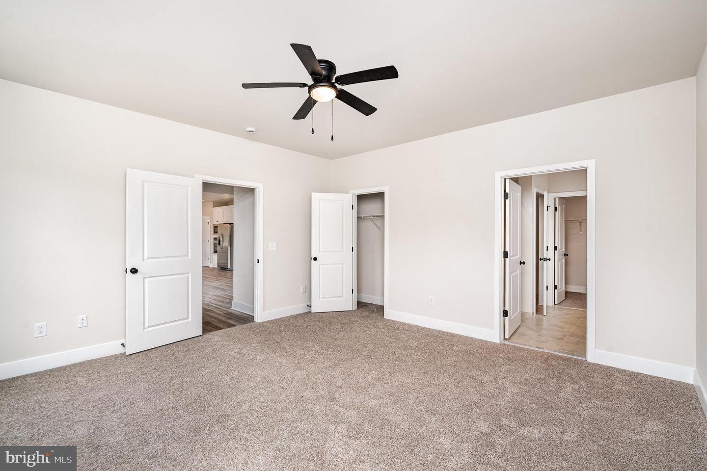 5304 Wyndemere Cir Property Photo 18