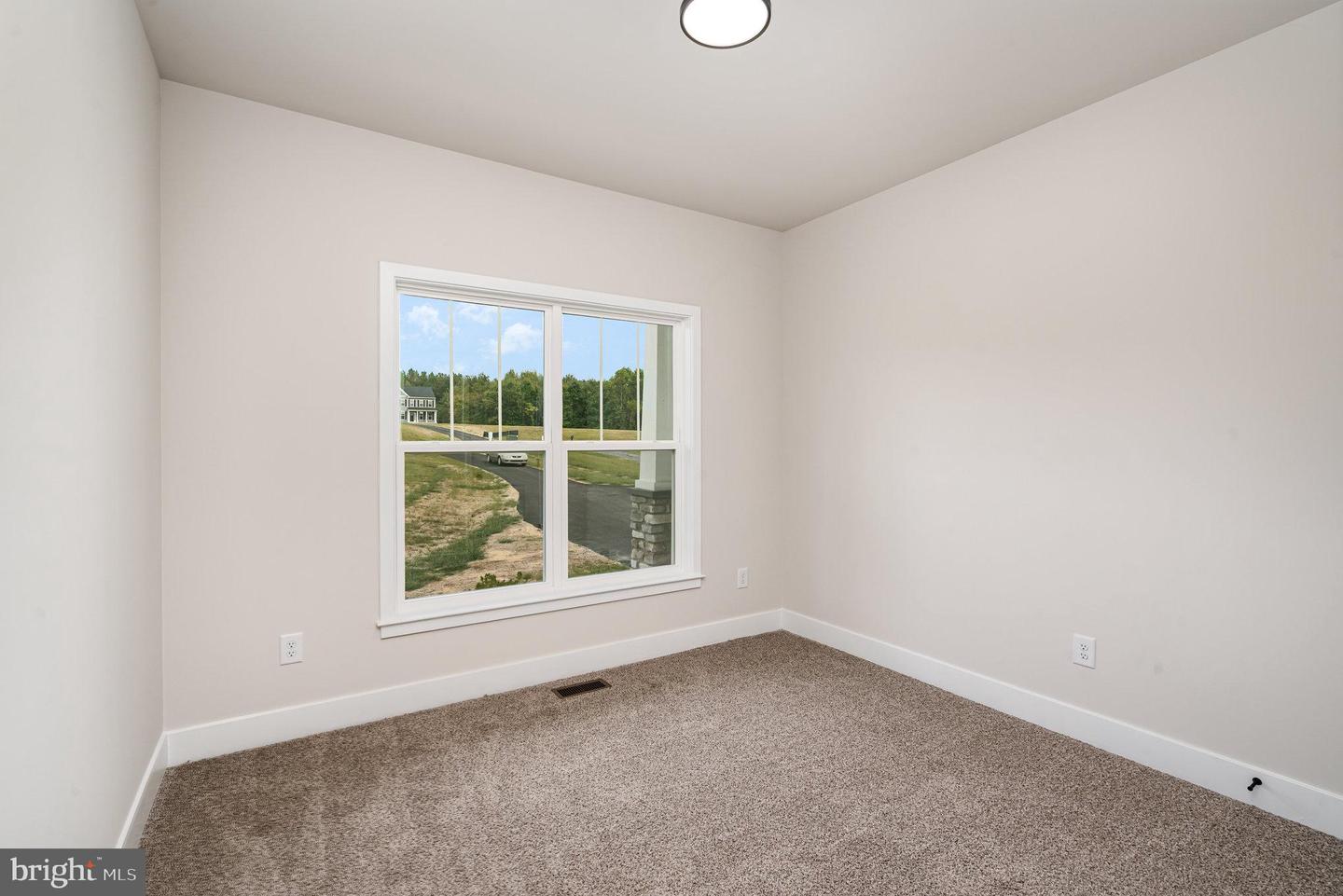 5304 Wyndemere Cir Property Photo 24