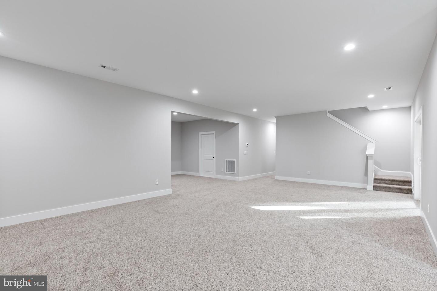 5304 Wyndemere Cir Property Photo 30
