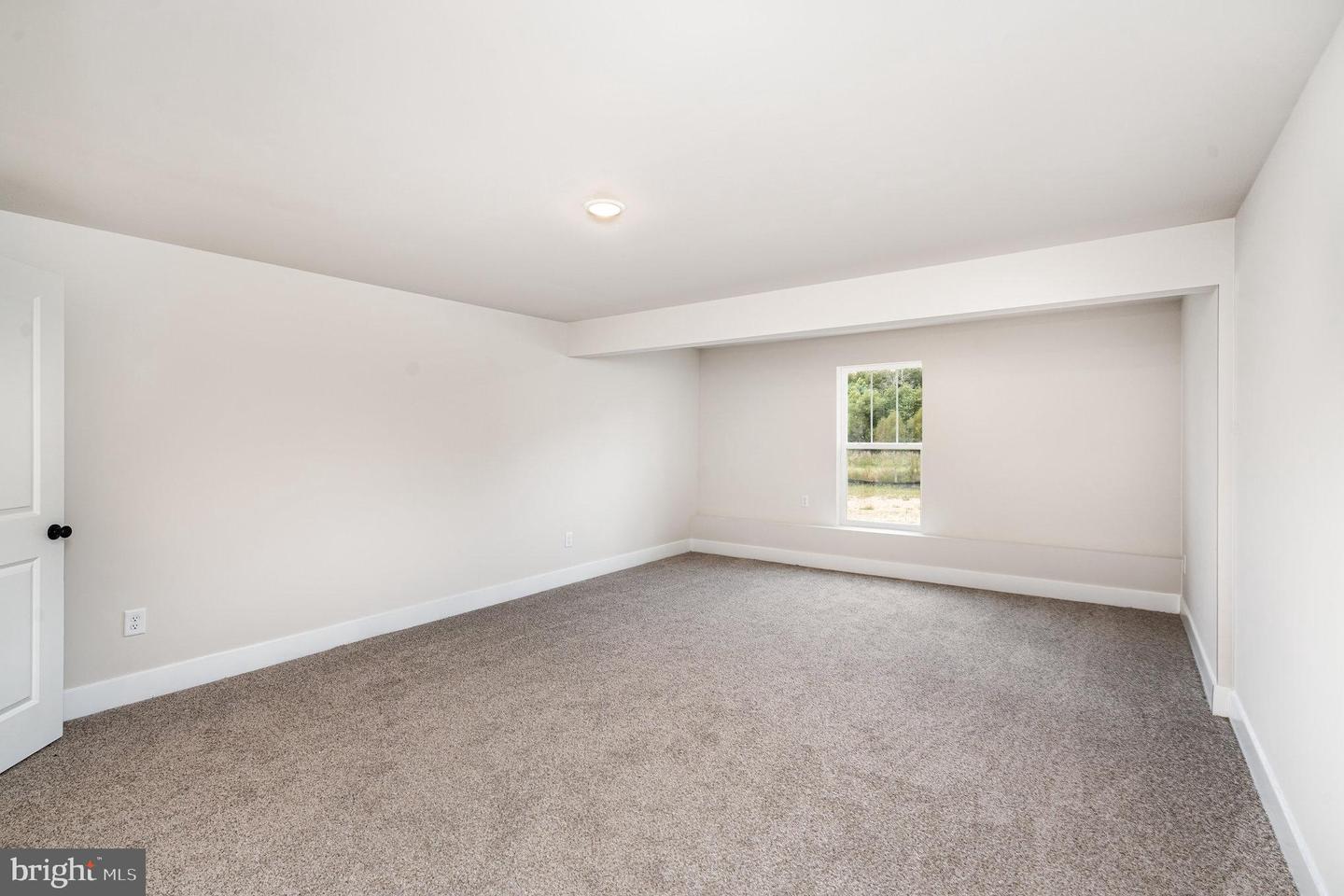 5304 Wyndemere Cir Property Photo 36