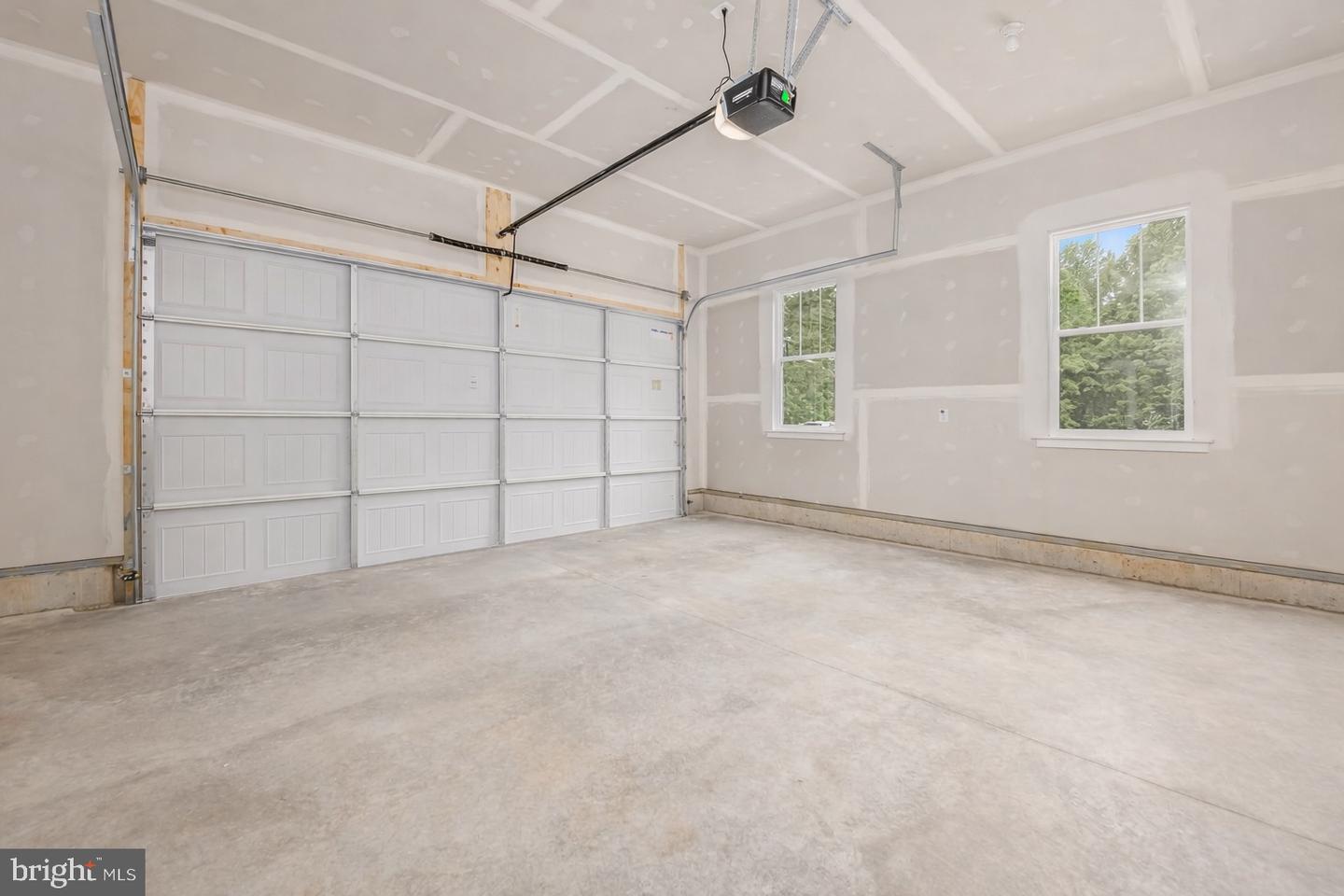 5304 Wyndemere Cir Property Photo 41