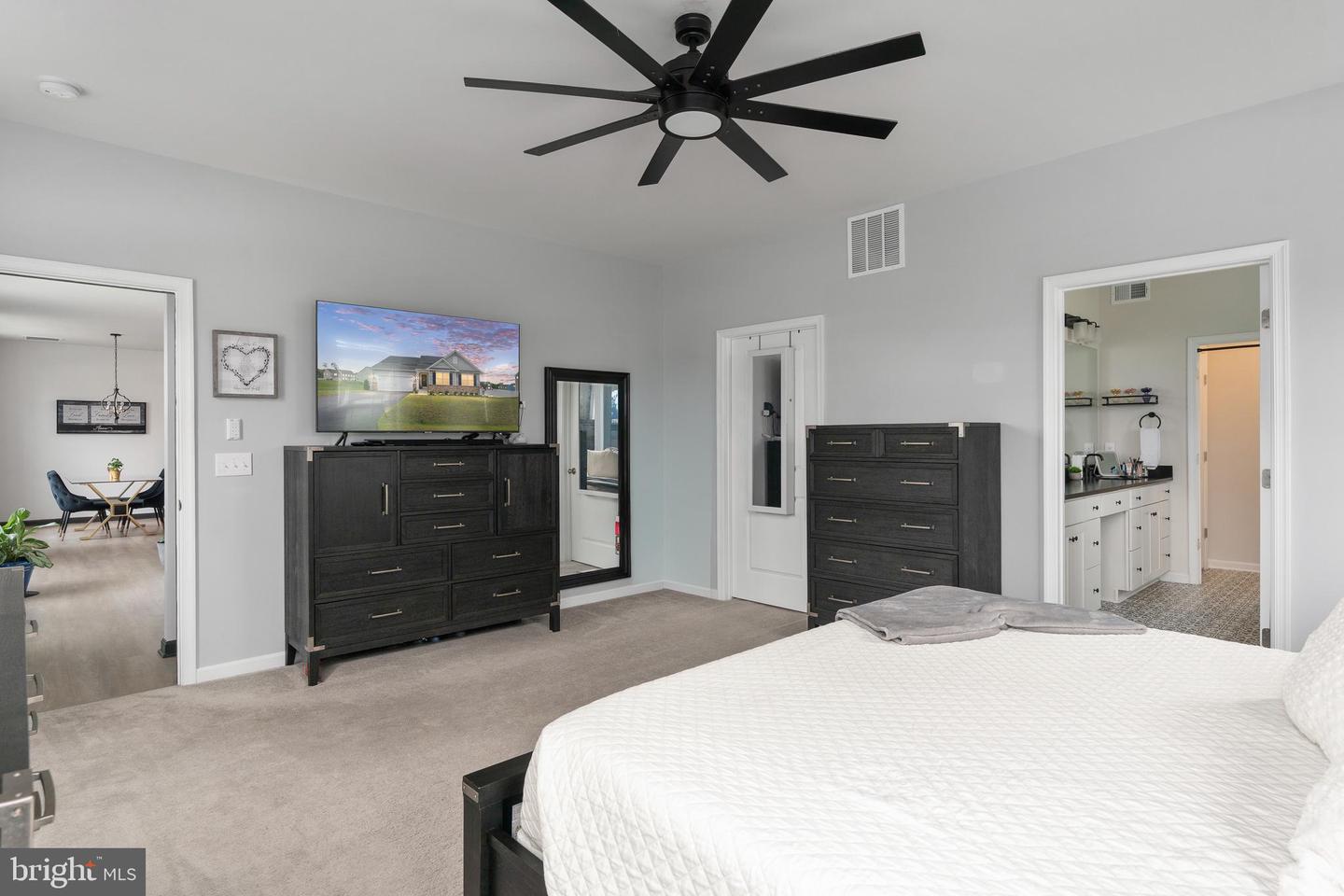 9304 Spring Hill Ln Property Photo 32
