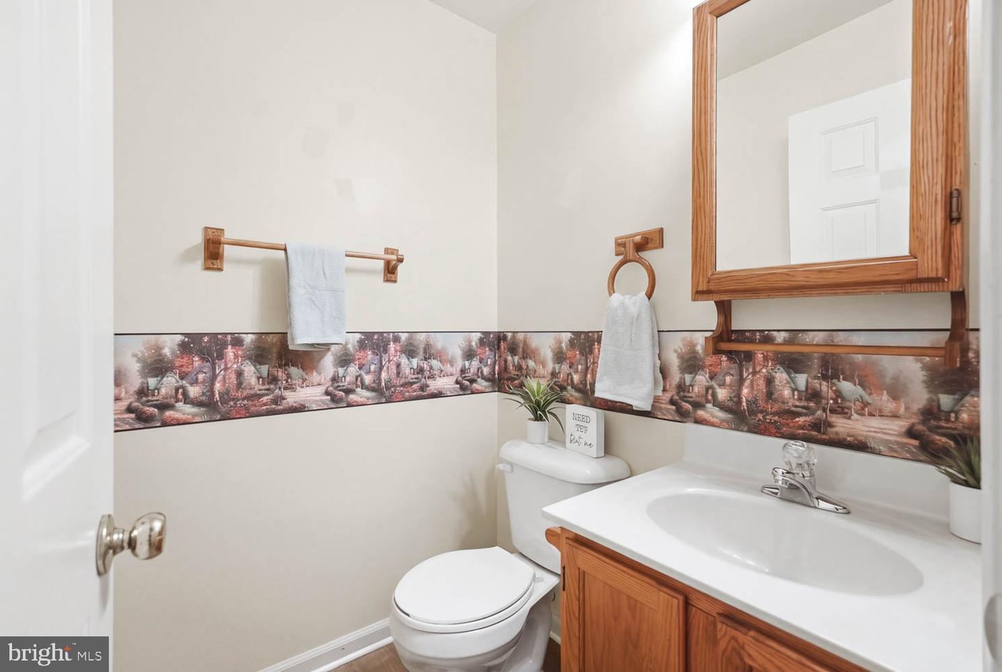 10703 Bradford St Property Photo 29