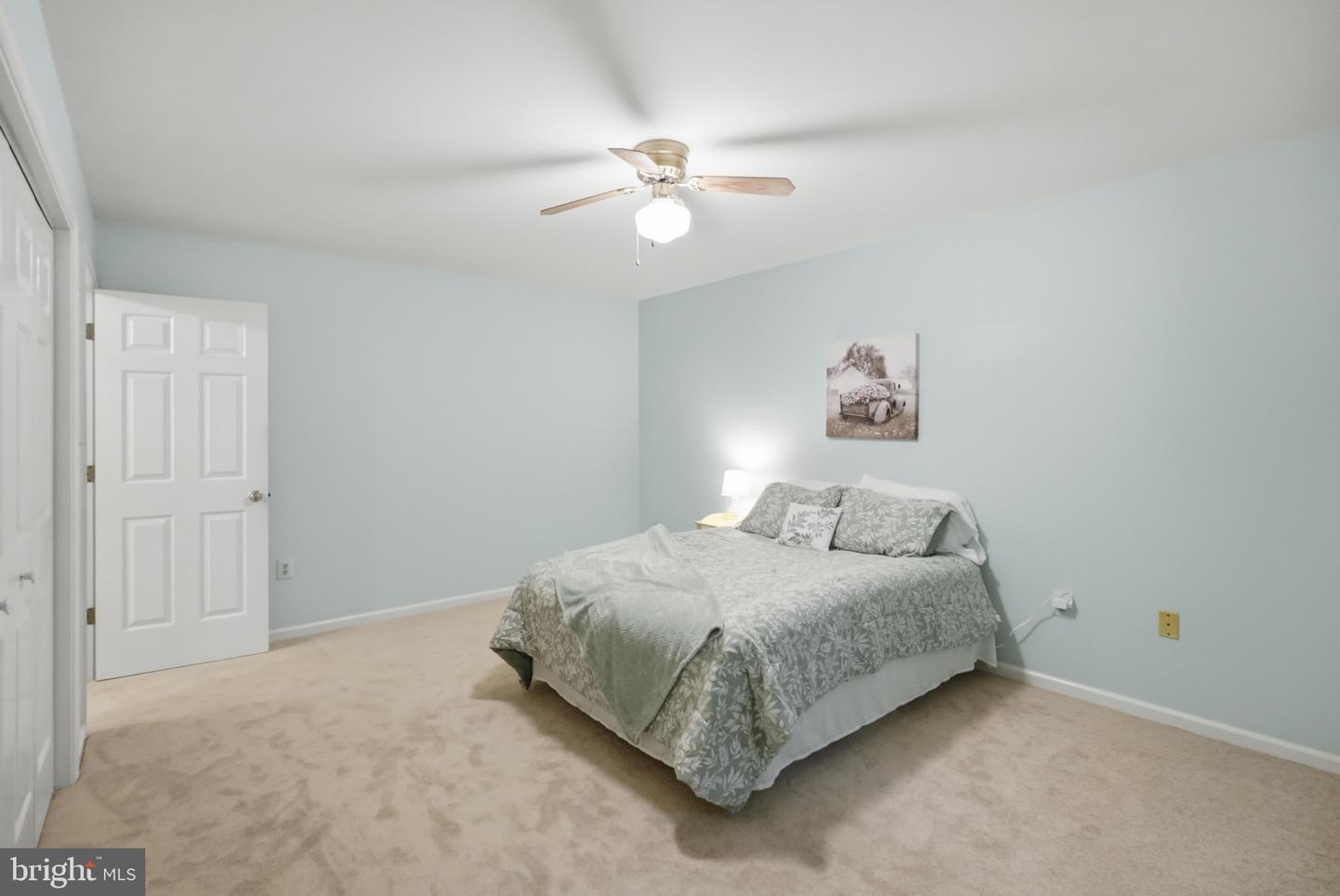 10703 Bradford St Property Photo 32