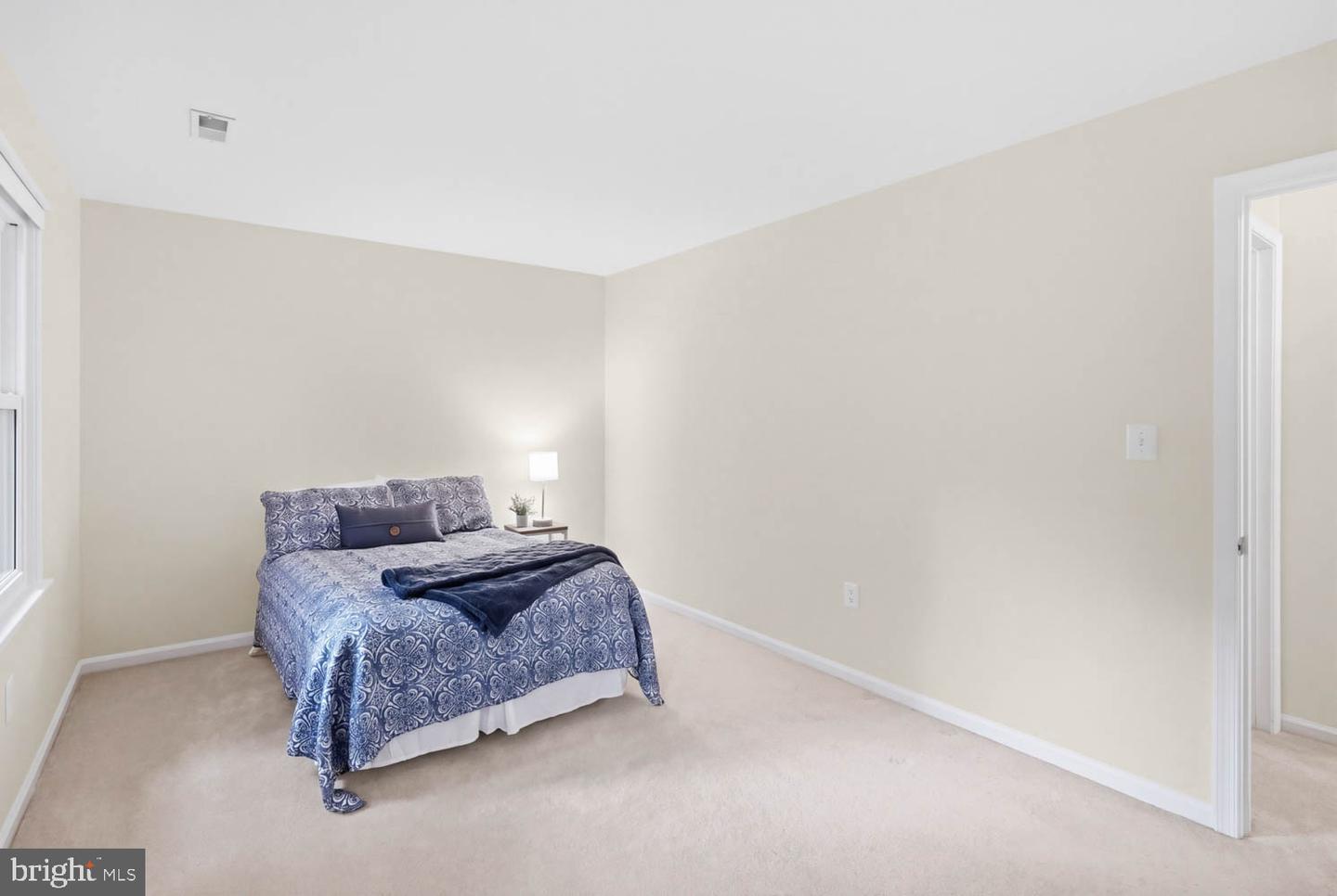 10703 Bradford St Property Photo 42