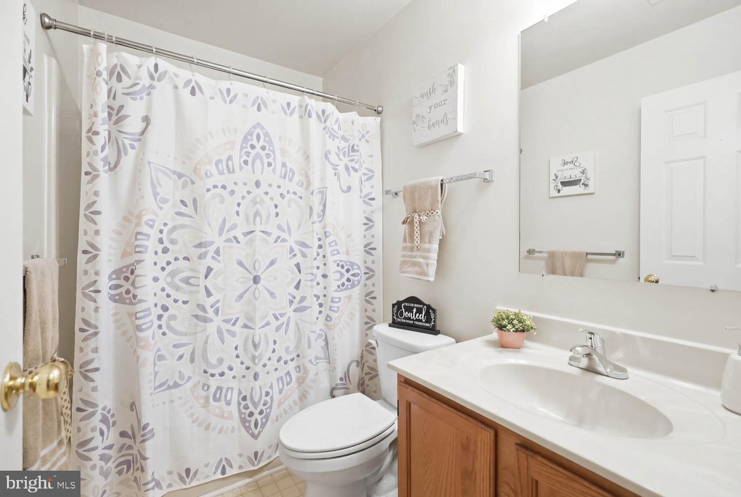 10703 Bradford St Property Photo 46