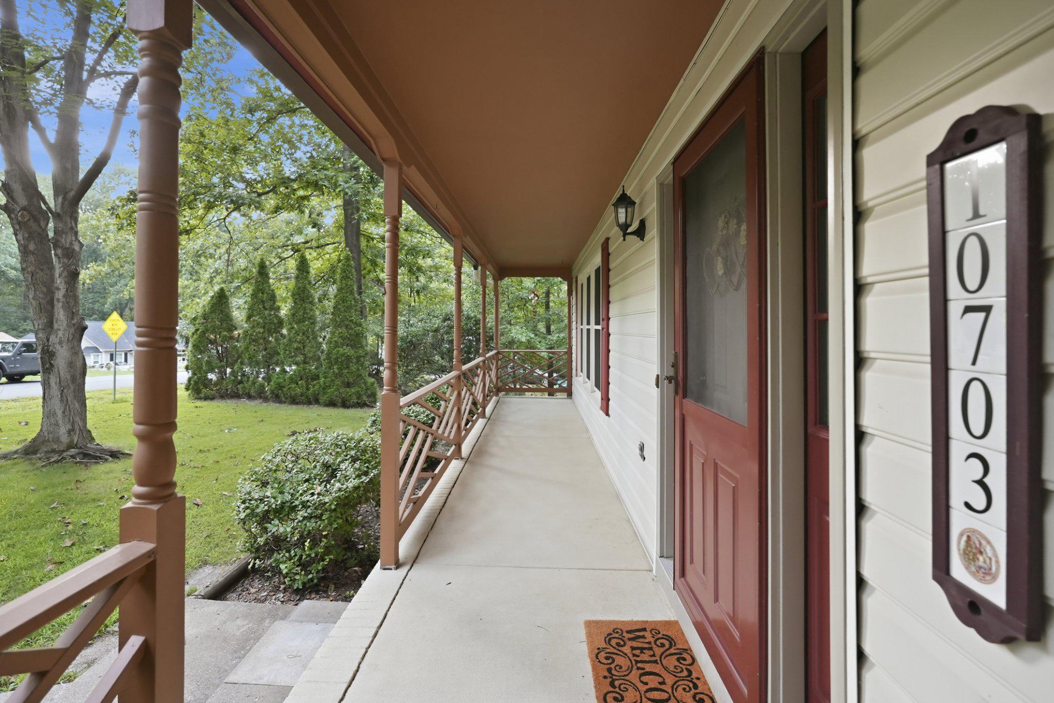 10703 Bradford St Property Photo 47