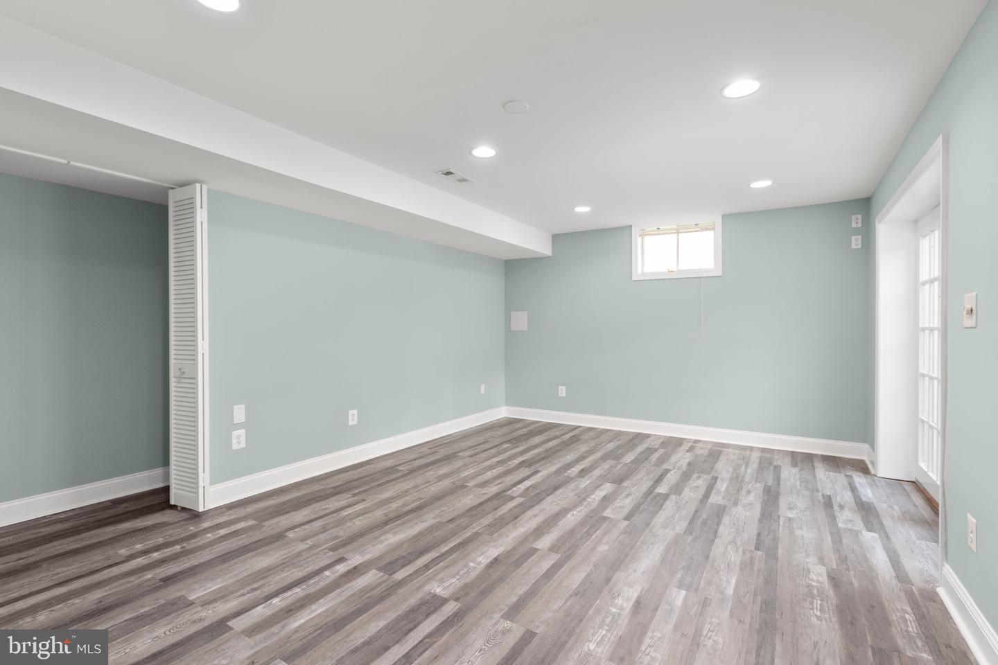 9903 Woodburn Ct Property Photo 44