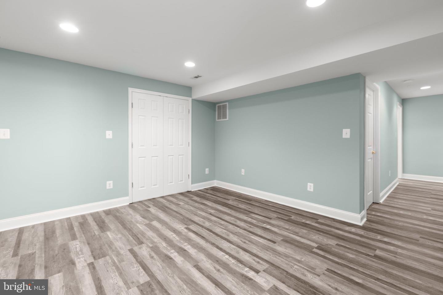 9903 Woodburn Ct Property Photo 48