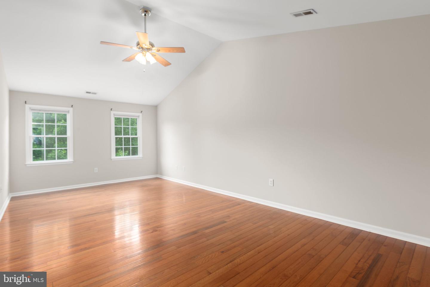 9903 Woodburn Ct Property Photo 64