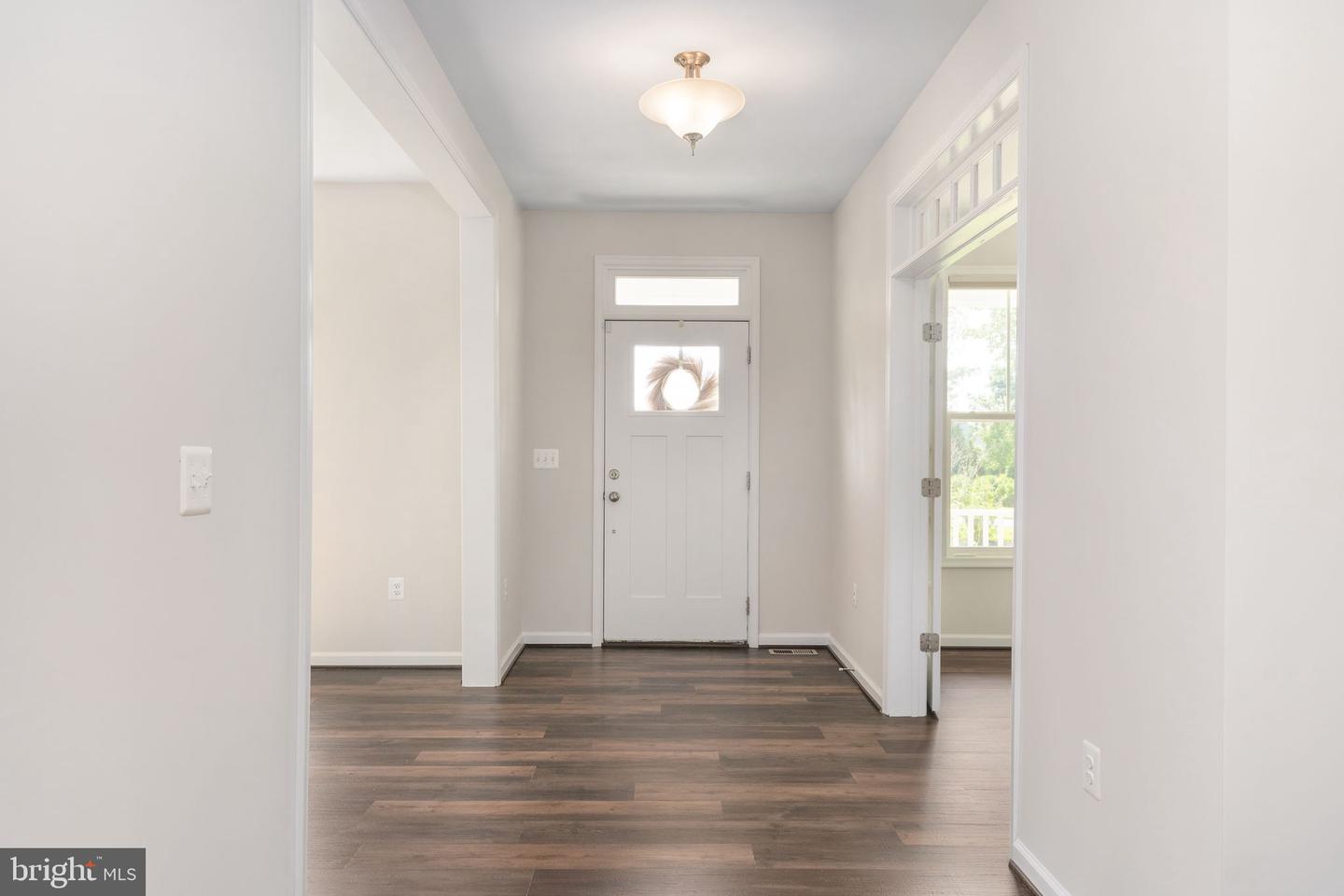 10602 Springvale Ln Property Photo 4