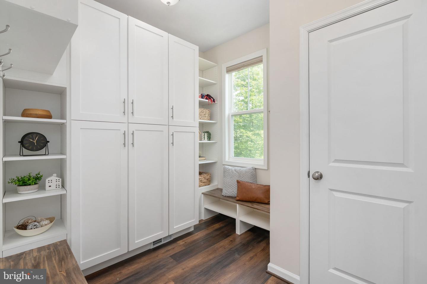 10602 Springvale Ln Property Photo 23