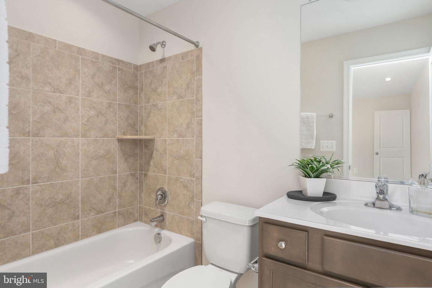 10602 Springvale Ln Property Photo 36