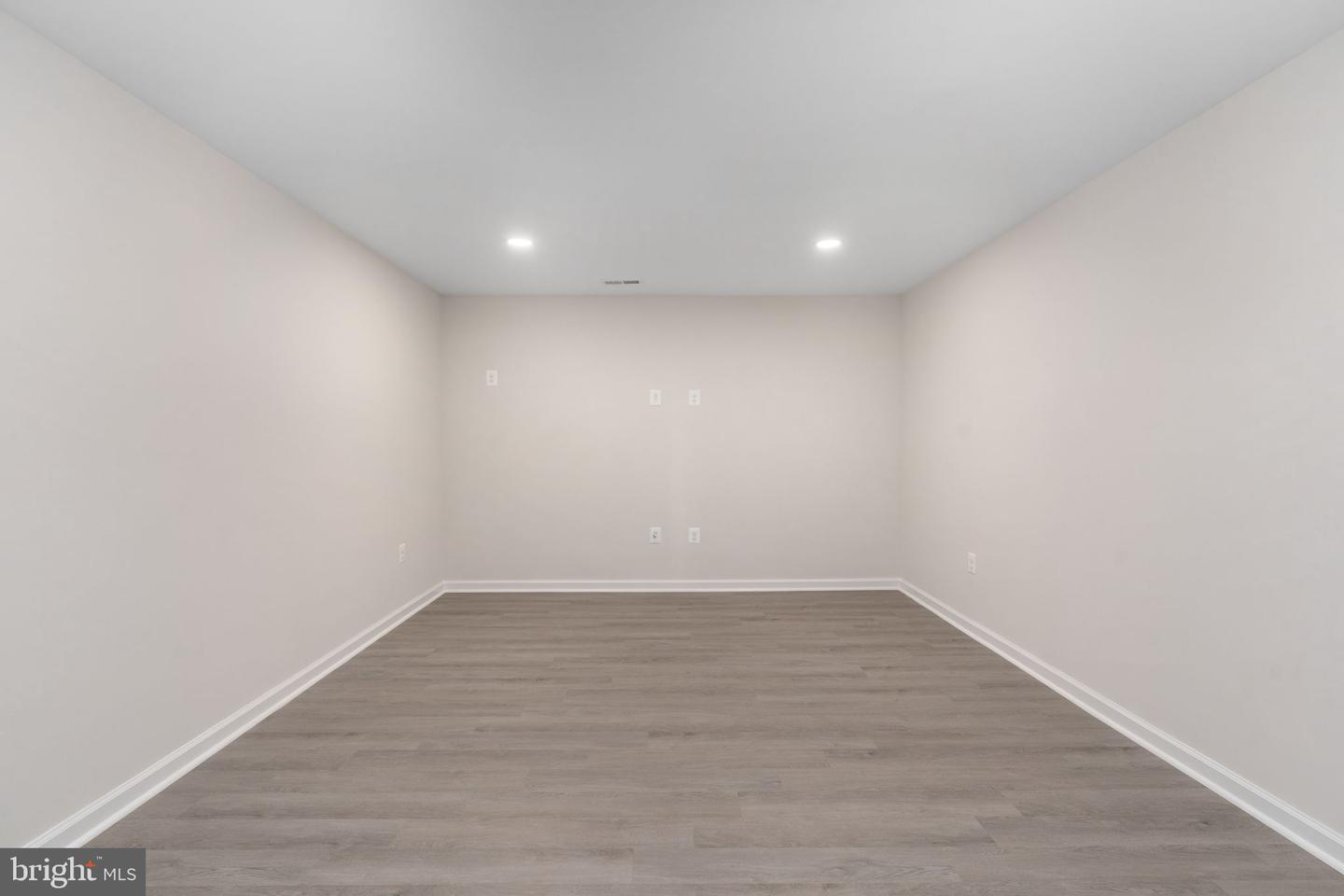 10602 Springvale Ln Property Photo 48