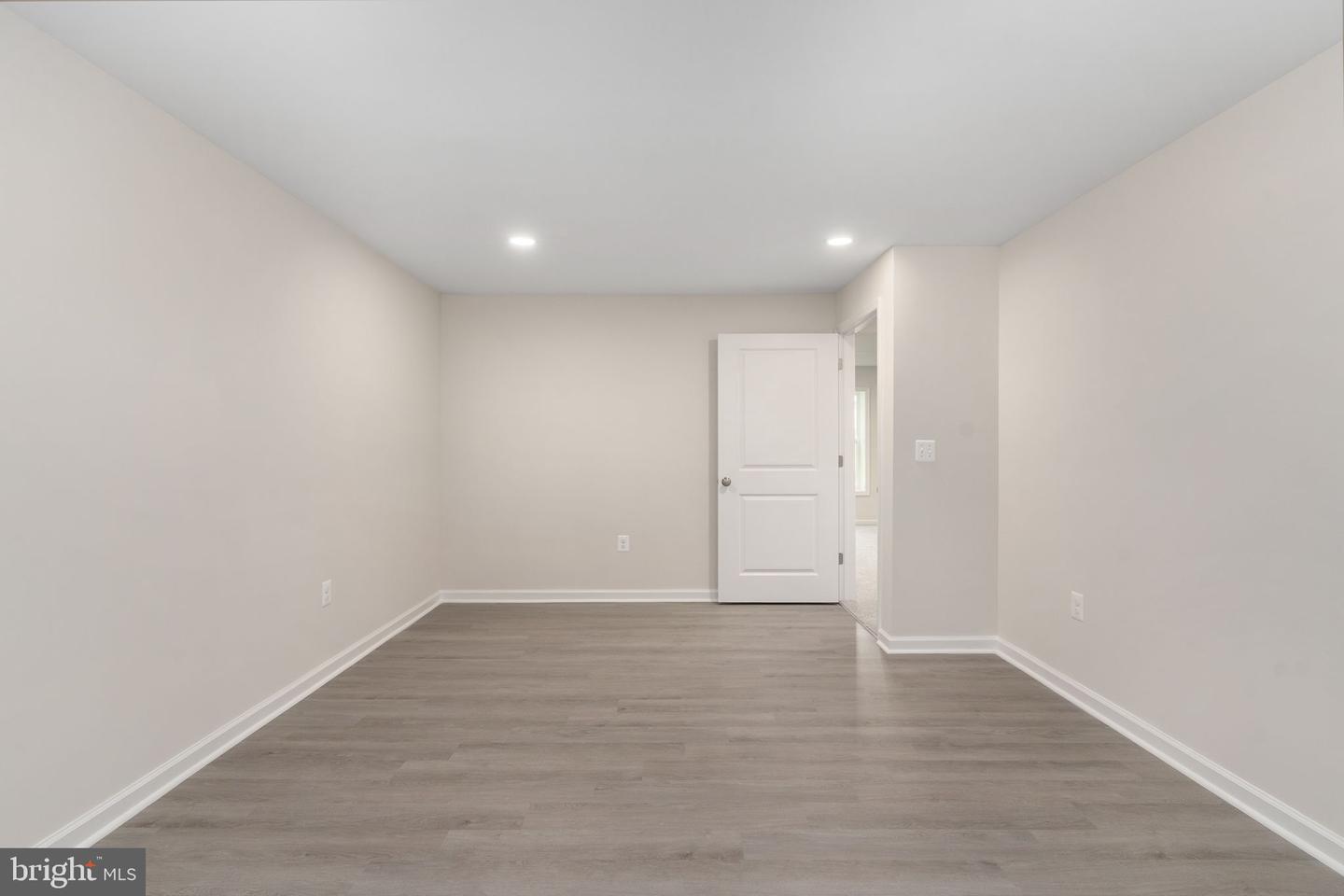10602 Springvale Ln Property Photo 49