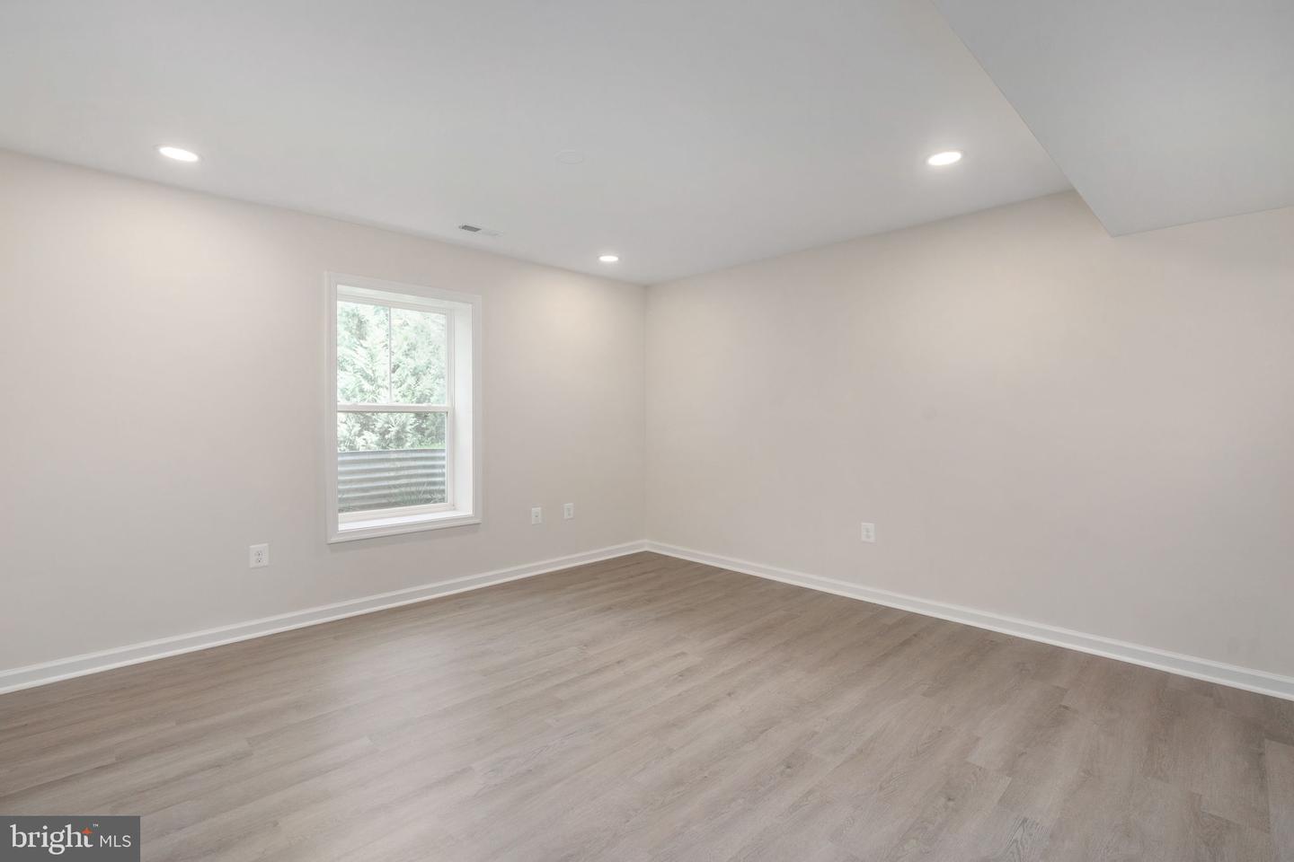 10602 Springvale Ln Property Photo 52