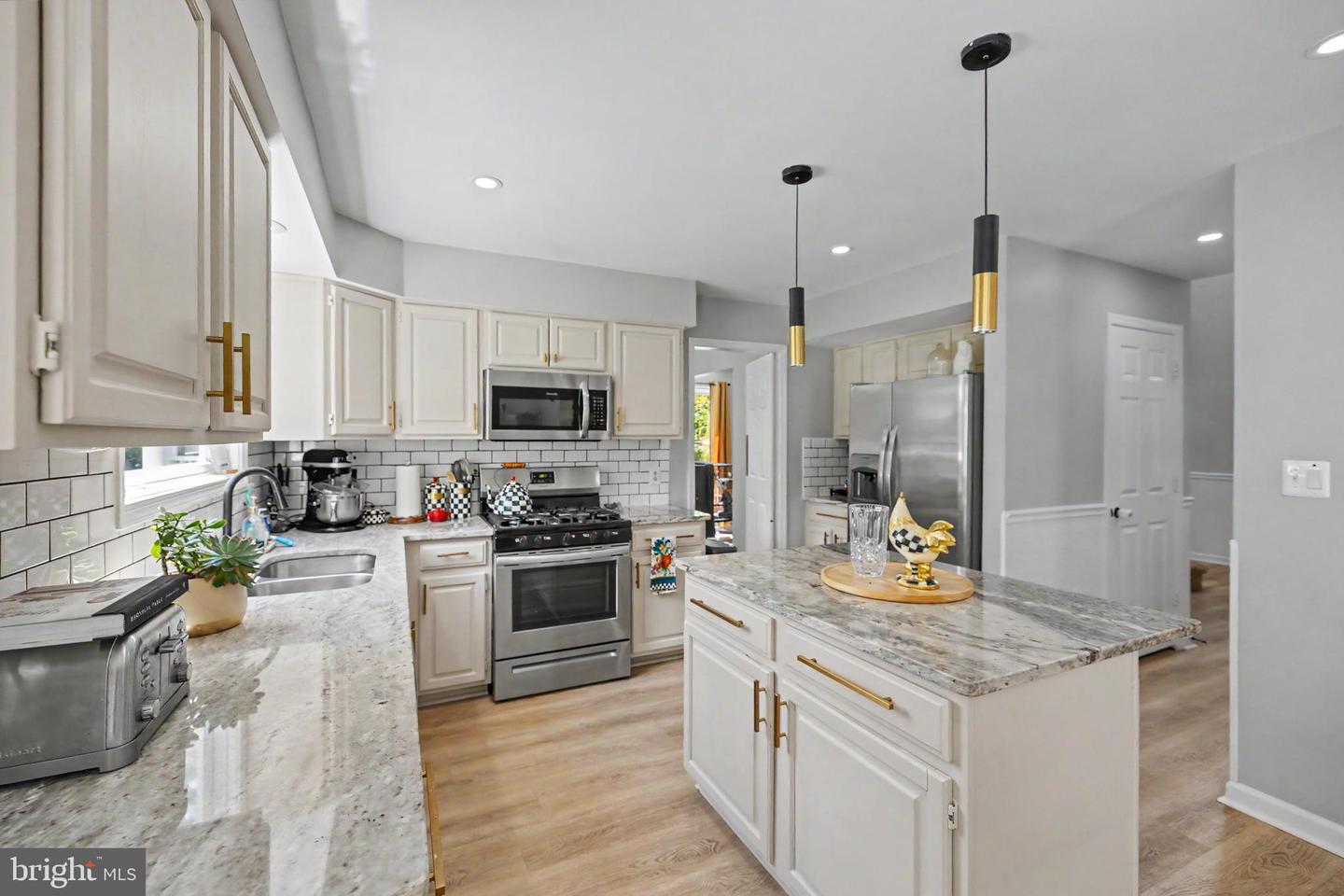 5000 York Ct Property Photo 10
