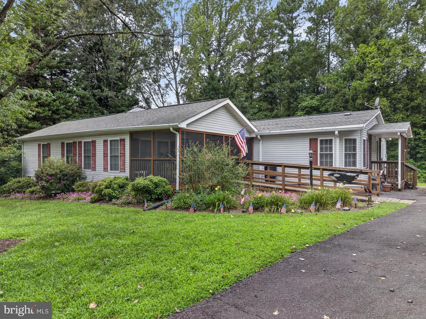 11400 Piney Forest Property Photo 1