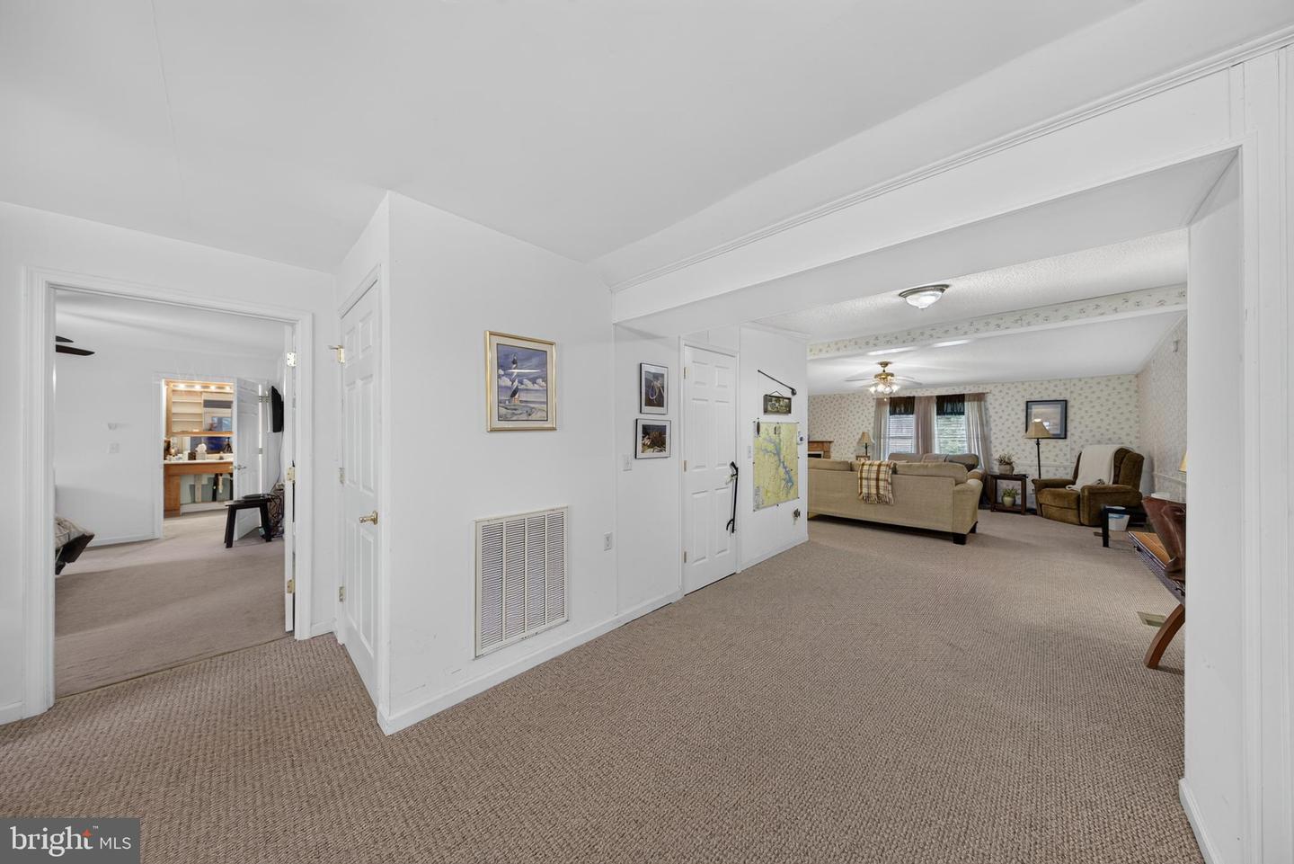 11400 Piney Forest Property Photo 5