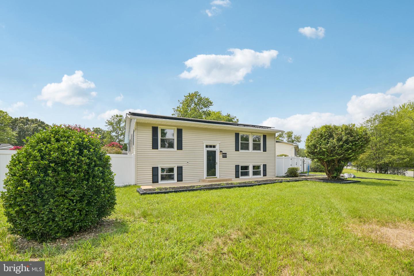 6023 Massaponax Dr Property Photo 3