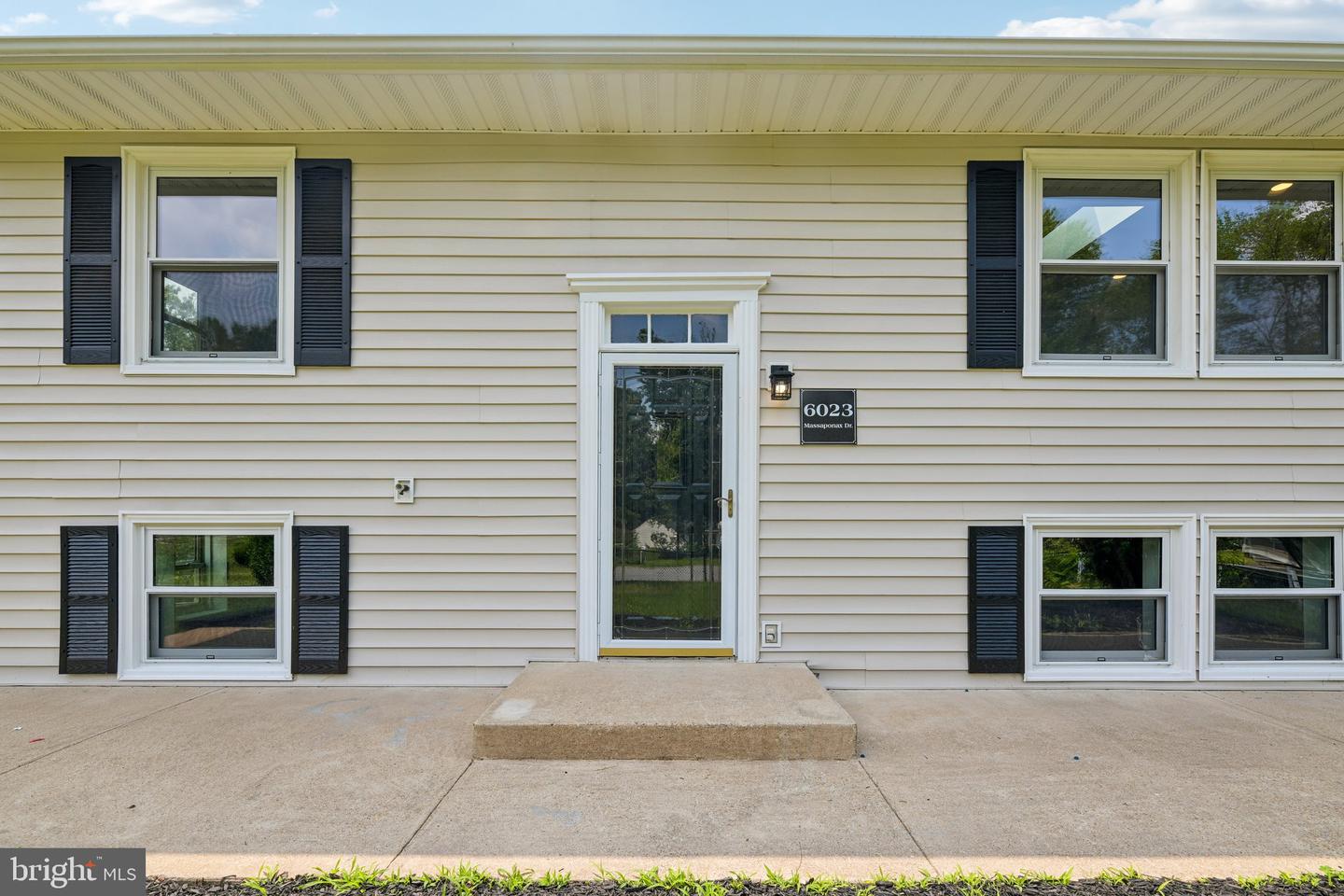 6023 Massaponax Dr Property Photo 5