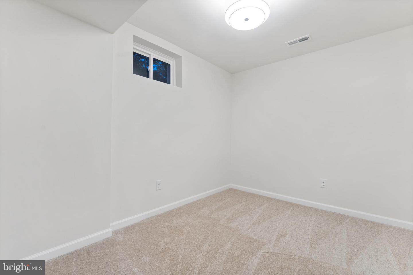 12907 Infantry Dr Property Photo 30