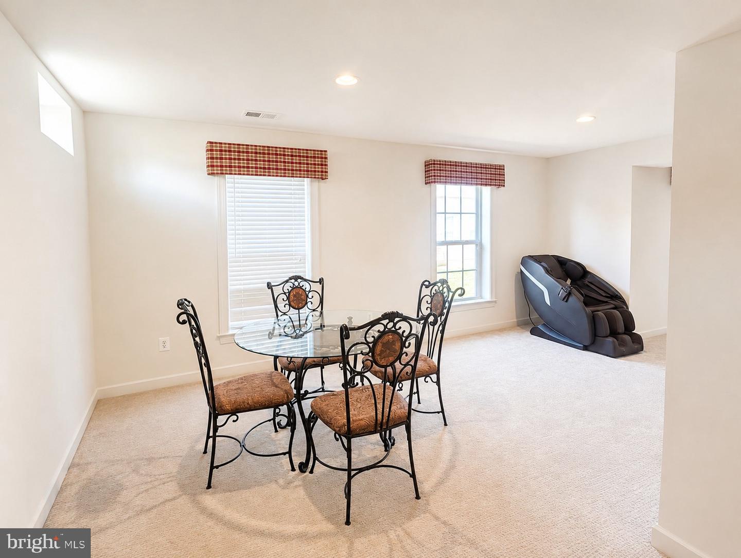 6047 Greenspring Rd #basement Property Photo 5