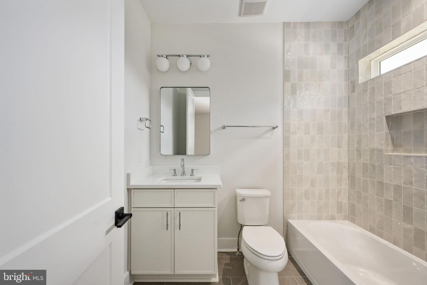8602 Rosni Way Property Photo 86