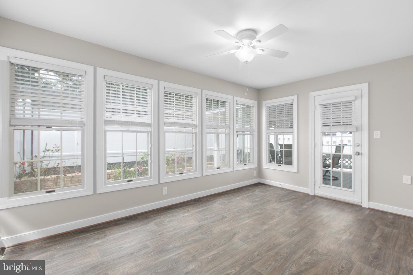 11469 Charleston Ct Property Photo 5